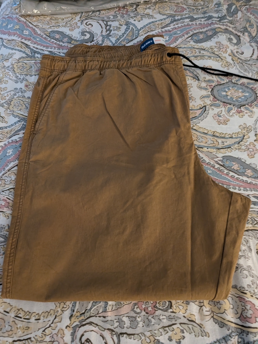 Old Navy Men's Tan Elastic-Waist Chino Joggers